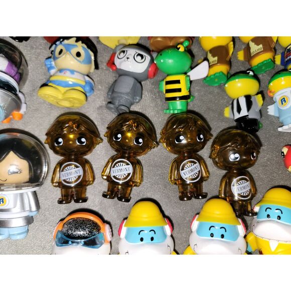 RYAN'S World HUGH LOT (179 pieces) 2 Cases Road TRIP RARE Large Mini Assorted - Picture 4 of 14